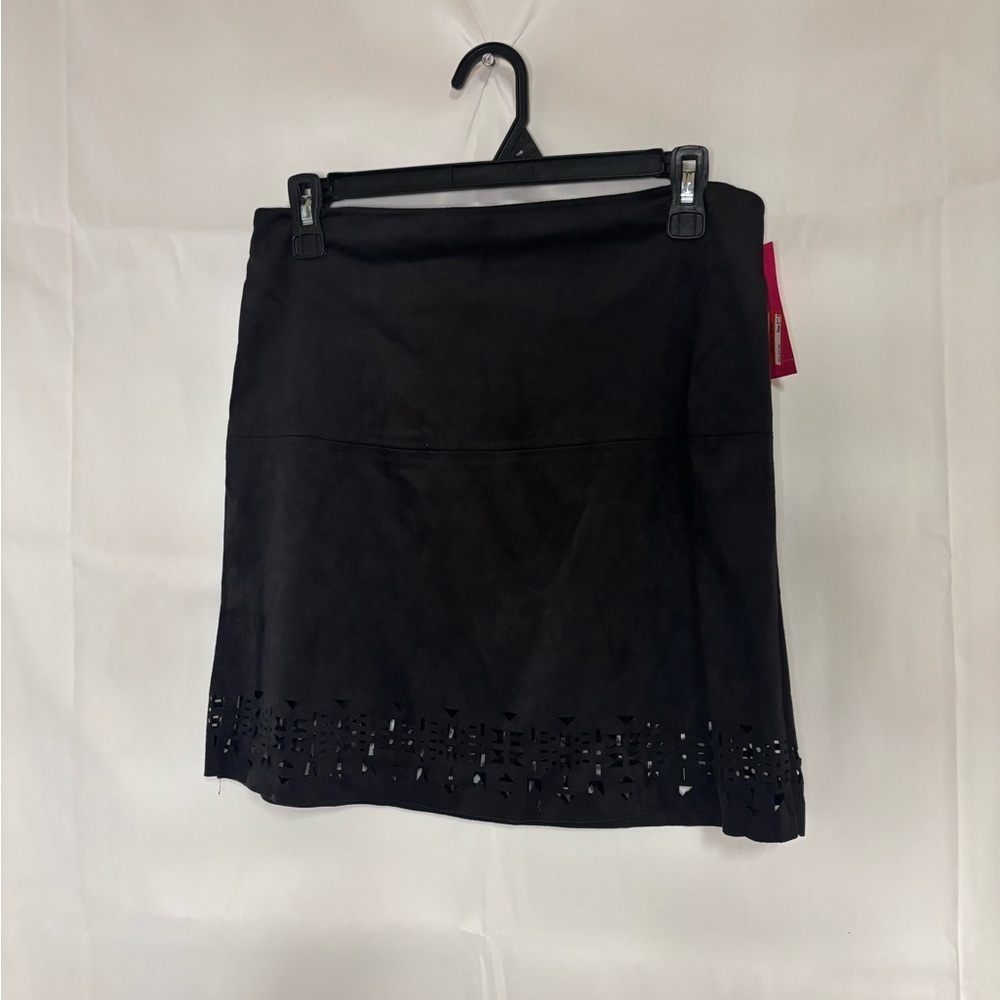 New with tags, womens size medium skirt, #H867
